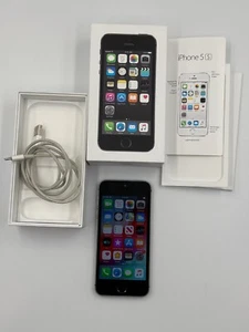 Genuine Apple iPhone 5S 16 GB Space Gray A1457 **GRADE A** - Afbeelding 1 van 13