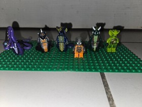 lego ninjago 9450 figure set in very good condition