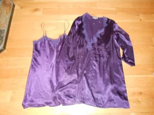 NWOT Morgan Taylor Intimates Robe Chemise Nightgown Set Size Medium Purple - Picture 1 of 1