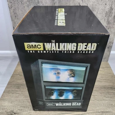 The Walking Dead Season 3 Blu-ray w Zombie Head Fish Tank - Halloween Decoration - Image 1 of 4