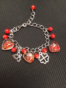 Charm Bracelet w RED Heart Crackle Glass Beads & Red Beads w Silver Charms VTG - Picture 1 of 5
