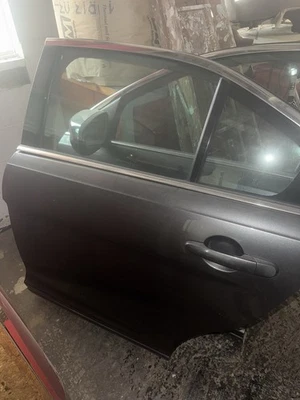 Conjunto de puerta lateral izquierda conductor trasero Ford Taurus 2010-2019 blanco UG OEM Foto 1 de 3