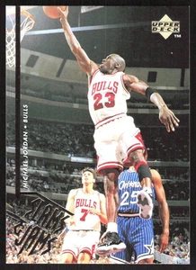 8670H 1995-96 Upper Deck #352 Michael Jordan - Picture 1 of 2