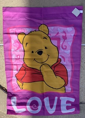 Nuevo Vintage 1999 Disney Winnie The Pooh Día de San Valentín Casa Grande Jardín Bandera Foto 1 de 4