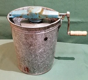 Manivela de mano congeladora vintage de metal galvanizado para helados 2 cupones años 1940/50 - Imagen 1 de 8