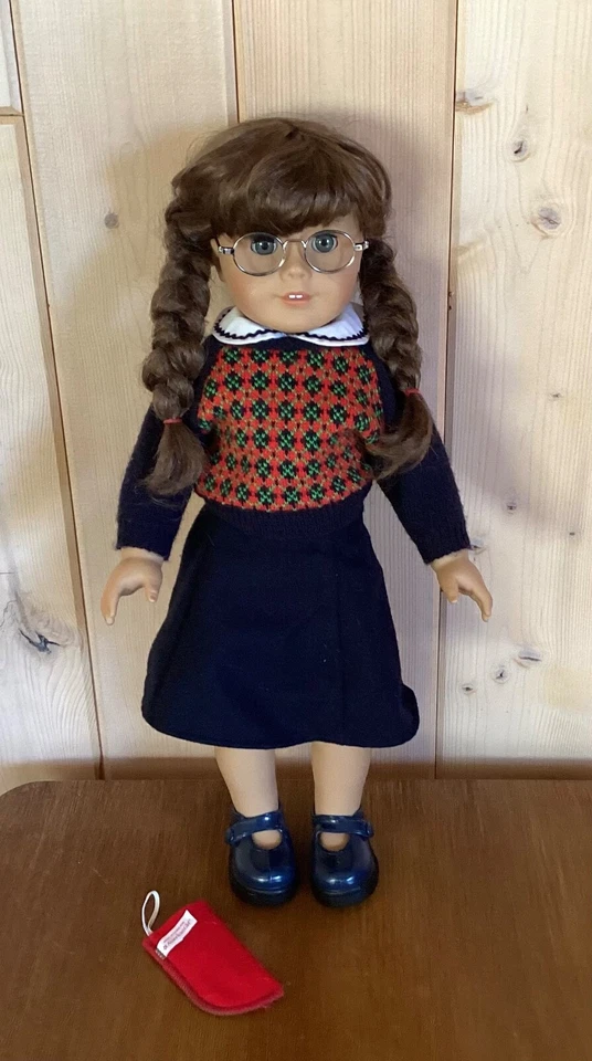 American Girl 18" Doll Molly with glasses and red glasses case - Image 1 of 1