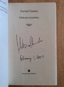 SIGNIERT & DATIERT Heilige Spiele von Vikram Chandra Hardcover 1/1 + BILD ungelesen Neu - Bild 1 von 9
