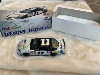 Denny Hamlin FedEx Cup PGA 2006 Monte Carlo SS BANK 1 de 72 Fabricado - Imagem 1 de 4