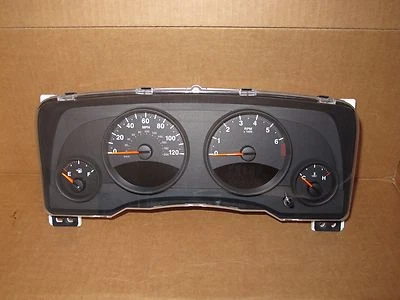 2011 2012 Jeep Compass Patriot 120 MPH Speedometer Cluster  9K Foto 1 de 4