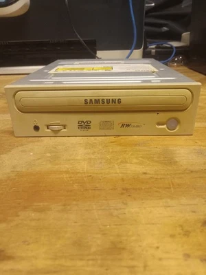 Unidad de CD-RW/DVD Samsung SM-352 Foto 1 de 4