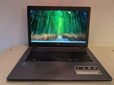 Acer Aspire E17 E5-731-45SB , 4 GB RAM, 1000 GB HDD,  Notebook, DvD Brenner - Bild 1 von 4