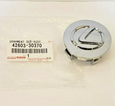 TAPA CENTRAL CROMADA DE FÁBRICA OEM LEXUS 2004-2006 LS430 (RUEDAS DE 18") 42603-30370 Foto 1 de 2