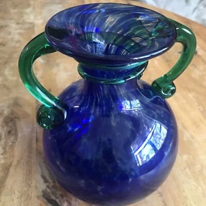 Vintage Hand Blown Art Glass Speckled Cobalt Blue Vase Applied Green Streaks - Picture 1 of 10