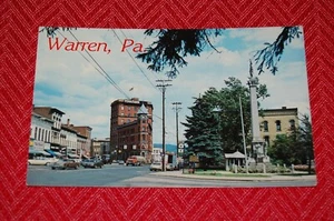 Vintage Chrome Postcard looking down Pennsylvania Avenue in Warren, Pennsylvania - Picture 1 of 2