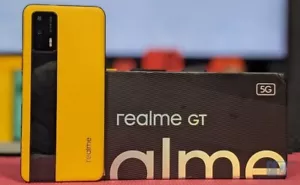 Realme GT 5G - 256GB - Yellow (Unlocked) (Dual SIM) - Afbeelding 1 van 5