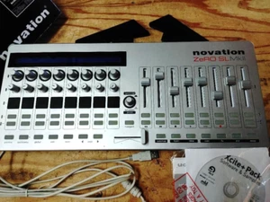 NOVATION Zero SL MkII MIDI Controlador Interfaz de Superficie Usado Probado Excelente - Imagen 1 de 3
