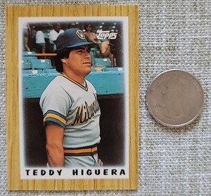 1987 Topps Baseball Major League Leaders Mini 60 Teddy Higuera Milwaukee Brewers