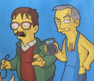 THE SIMPSONS x FRIDAY NIGHT DINNER! FUN ANIMATION STYLE TV CUSHION LIKE NEW!!! - Picture 1 of 7