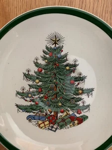 Bertson House New York Christmas Tree - 5 3/4 " Holiday Saucer - 1 Saucer - Picture 1 of 10