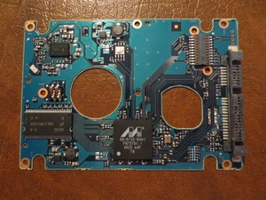 PCB Sata Fujitsu MHV2060BH CA06672-B202000B (00840028) 60 GB 2,5" - Imagen 1 de 1