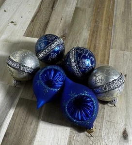 VINTAGE KONVOLUT / 6 GLAS WEIHNACHTSSCHMUCK EINZUG Kugel blau silber - Bild 1 von 4