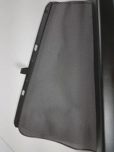 BMW E39 540i 528i 525i WAGON DRIVER REAR QUARTER WINDOW ROLLER SUN SHADE 8225721 - Picture 1 of 3