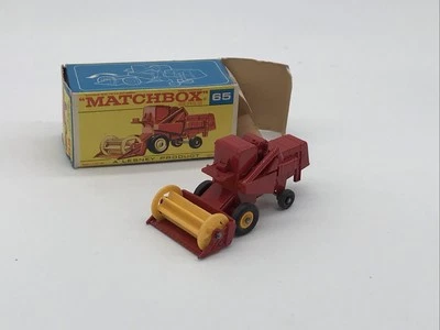 Clean Matchbox Lesney #65 Claas Combine Harvester Farm Machinery & Original Box - Image 1 of 4