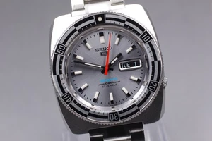 Reloj analógico para hombre Exc+4 SEIKO 5 Sports 7S36-0070 esfera plateada Rally Diver JAPÓN - Imagen 1 de 18