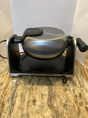 OSTER CKSTWFBF22 TECO Gofrera Belga Giratoria Duraceramica Abatible Foto 1 de 4