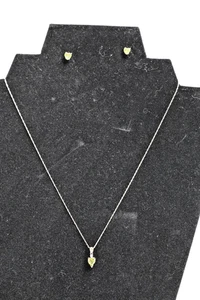 Set aus Halskette und Ohrringen aus 14 Karat Gold & Peridot, herzförmig, Geburtsstein August - Bild 1 von 8