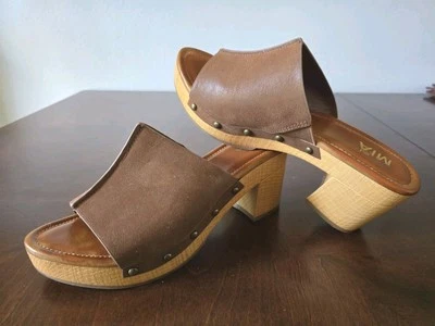 " Mia Girl" Womens Sandals brown leather Sandal Heels Mule  size 9 Open Toe  - Image 1 of 4
