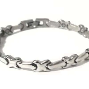 Stainless steel magnetic bracelet 7.5 inches - Picture 1 of 4