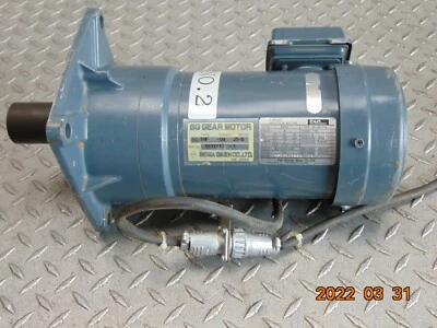 MOTOR DE INDUCCIÓN TRIFÁSICO FUJI MLH6075K con MOTORREDUCTOR SIGMA GIKEN TMF-04-25-B  Foto 1 de 3