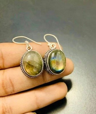 Labradorite Gemstone 925 Sterling Silver Handmade Earring Jewelry Gift For Love - Image 1 of 2