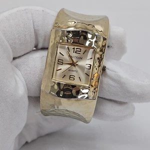 Waltham Watch Women 28mm Quartz Gold Tone Clamper Square New Battery - Picture 1 of 8