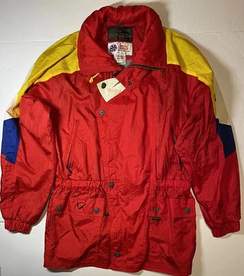 Vintage DESCENTE Spain Ski Team Ski Jacket Men's Medium Red Hooded Long Zip - Image 1 of 4