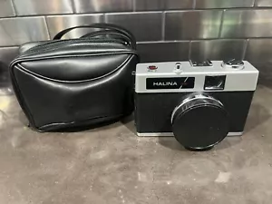 Vintage Halina 35 Camera W/ Lens Cap And Carrying Case With Strap And Manual - Picture 1 of 8