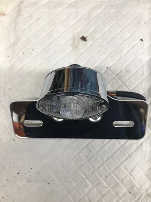 LUZ TRASERA FRENO MOTO PERSONALIZADA SE ADAPTA A HARLEY CHOPPER Triumph BSA HONDA A2211 Foto 1 de 4