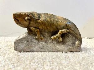 "Estatuilla de reptil de piedra tallada a mano de colección lagarto camaleón iguana estatua de 4,5""" - Imagen 1 de 6