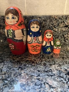 4er Set Russische Nestelpuppen - Bild 1 von 17