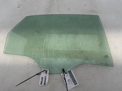 AUDI A4 QUATTRO 2017-2023 - puerta trasera derecha ventana cristal 8W5845206 Foto 1 de 4