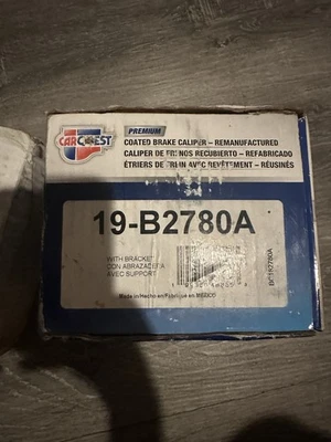 Calibres de freno traseros para un Nissan Altima, Máxima, Juke, Sentra Foto 1 de 4