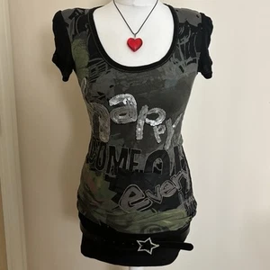 Y2K Desigual grunge sequin mcbling 2000s t-shirt - Picture 1 of 10
