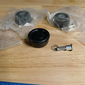 4 Pcs. 1970's Nissan 280Z 260Z Rubber Window Crank Handle Knobs #8125012 NOS OEM - Picture 1 of 3