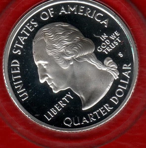 2006-S South Dakota 90% SILVER State Quarter US Coin - Picture 1 of 4