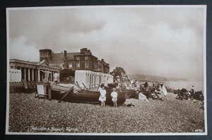 Antigua Kent RPPC P/C PABELLÓN Y PLAYA HYTHE SEA FRENTE A MAR FAMILIAS Foto Real RP - Imagen 1 de 1