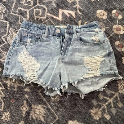 Pantalones cortos de jean desgastados para mujer talla 5 de garaje Foto 1 de 3