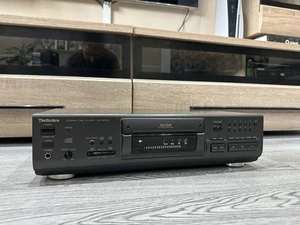 Technics SL-PS670A Lettore CD Compact Disc - Hifi Separato - Foto 1 di 6