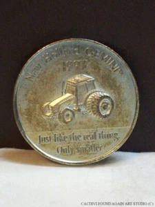 Tractor Ertl Token Company Building Like the Real Thing 1997 New Holland - Imagen 1 de 5