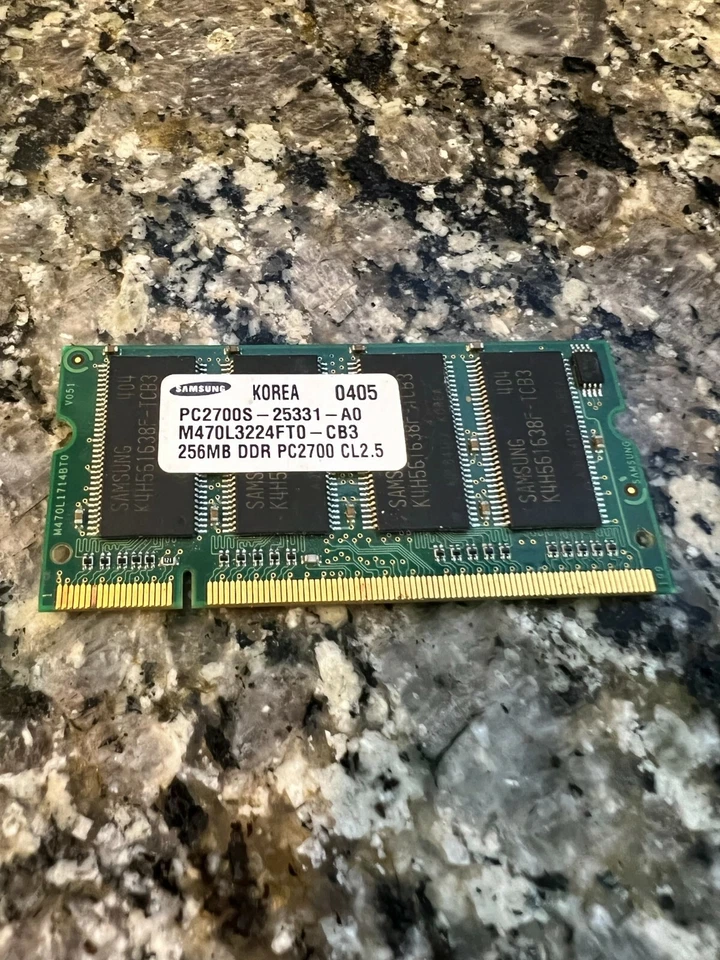 Samsung 256MB RAM M470L3224FT0-CB3 PC2700S-25331-A0 200-PIN DDR 333MHz CL2.5 NEW - Image 1 of 1